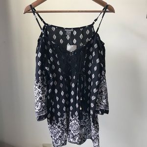 NWT ANGIE Off the Shoulder Black Top Size S